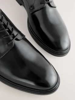 Next Noir - Derbys Hot