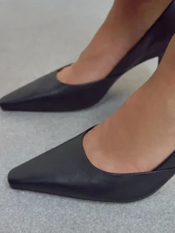 Next Noir - Escarpins Forever Comfort® en cuir à talons et bout pointu