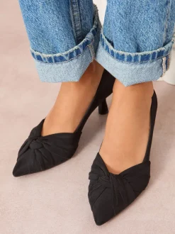 Friends Like These Noir - Courts en faux daim à talon chaton torsadé Best