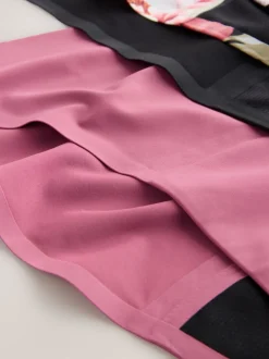 Next Noir / Praline nude / Rose fleuri - Lot de 4 culottes menstruelles à débit moyen Invisible Sale