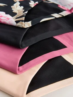 Next Noir / Praline nude / Rose fleuri - Lot de 4 culottes menstruelles à débit moyen Invisible Sale