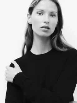 Next - Pull col rond riche en coton au toucher doux Noir Online