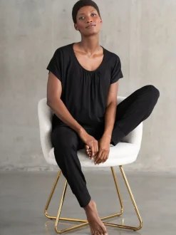 Seraphine Noir - Pyjama de maternité et d’allaitement avec sac à dos et allaitement Ensemble 2 pièces Online