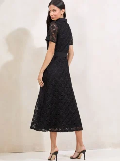 Lipsy Noir - Robe chemise Premium en dentelle ceinturée Hot