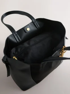 Next Noir - Sac à bandoulière à breloques en faux suède Discount
