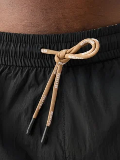 BOSS Noir - Short de bain Mooneye à logo Hot