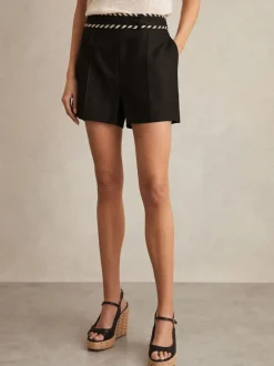 Reiss Noir - Short Fawn Lin Whipstitch Short