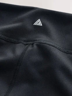 Next Noir avec poches - Short Sports Dry Tech Tummy Control