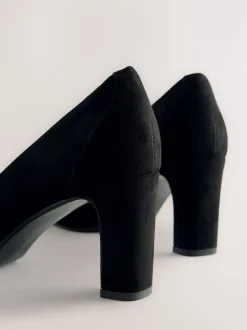 Next Noir en suédine - Chaussures à talons Forever Comfort® à bout rond Clearance