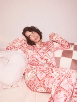 Next Nœuds roses - Pyjama boutonné en satin Online