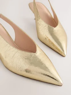 Next Or - Chaussures à talons chaton à bride arrière et bout pointu Clearance