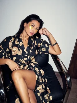 Never Fully Dressed Peignoir Charm en satin Best