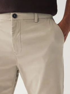 Next - Ajustement droit - Short chino stretch Pierre Hot