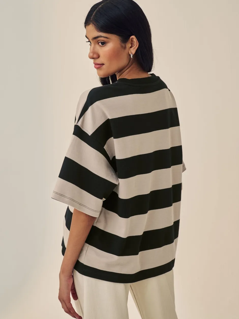 Next - T-shirt oversize décontracté boxy épais à col ras du cou Pierre Neutre Rayure Outlet