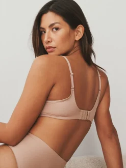 Next - Lot de 2 Soutiens-gorge A-E Smoothing Ultimate Comfort Praline Nude/Blanc Hot