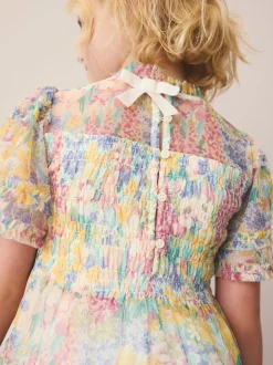 Laura Ashley Robe smockée à volants Discount