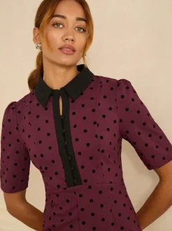 Love & Roses Robe mi-longue floquée à pois et manches courtes Sale