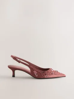 Next Rose - Forever Comfort Chaussures à talons chatons à bride arrière avec perles en satin Hot