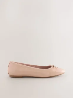 Next Rose blush verni - Ballerines à bout rond Sale