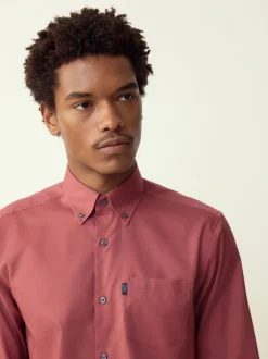 Next - Ajustement régulier - Chemises Oxford boutonnées Easy Iron Rose framboise Sale