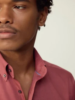 Next - Ajustement régulier - Chemises Oxford boutonnées Easy Iron Rose framboise Sale