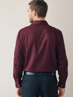 Next Rouge bordeaux - Ajustement régulier - Signature 100% coton avec chemise élégante texturée New