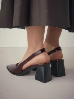 Next Rouge bordeaux - Chaussures à talons Forever Comfort® à bout pointu et à bride arrière Hot