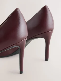 Next - Chaussures de milieu de terrain en cuir Rouge bordeaux New