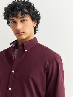 Next - Chemise Oxford stretch à manches longues Rouge bordeaux Clearance