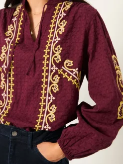 Fat Face Rouge bordeaux - Chemisier FatFace Garratt brodé à col en V Clearance