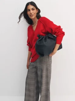 Next Rouge cerise - Pull long à col en V en coton et laine mélangés New