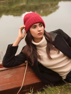 Love & Roses - Chapeau à pompon confortable Rouge et rose Constrast