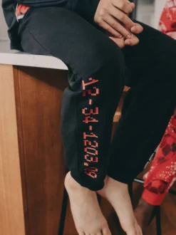 Next - Lot de 2 pyjamas à manches longues (3-16ans) Rouge/noir motif football