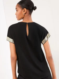 Lipsy Sequins Or en maille Noir - T-shirt col rond Outlet