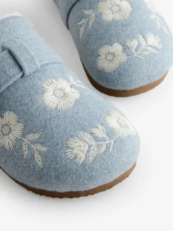 Shabby Chic by Rachel Ashwell® bleu chaussons mules brodées avec semelle plantaire en fourrure Sale
