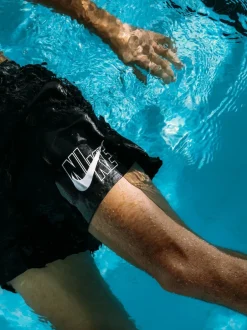 Nike Split Logo 5 Inch Shorts de bain Discount
