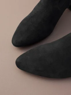 Next Suede noire - Bottines Motionflex à talon bloc Sale