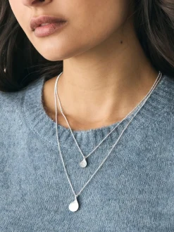 Next Tonalité argentée - Collier multi-couches à pétales scintillants Sale