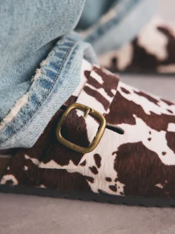 Next Vache - sabots en cuir avec semelle plantaire Clearance