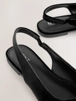 Next Velours noir - Chaussures plates Forever Comfort® à bout pointu et bride arrière à nœud Hot