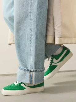 Next Vert - Baskets à lacets Forever Comfort® en daim à rayures latérales Online