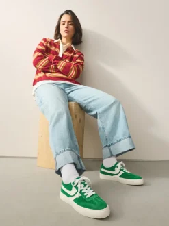 Next Vert - Baskets à lacets Forever Comfort® en daim à rayures latérales Online