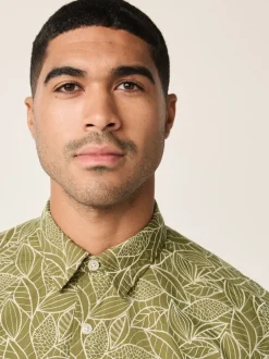 Next Vert - Chemise Tile texturée brodée à manches courtes Outlet