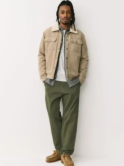 Next - Coupe fuselée régulière - Pantalon chino stretch Vert Clearance