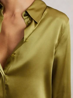 Reiss - Chemise Ameira à patte de boutonnage dissimulée en satin de soie Vert clair Clearance
