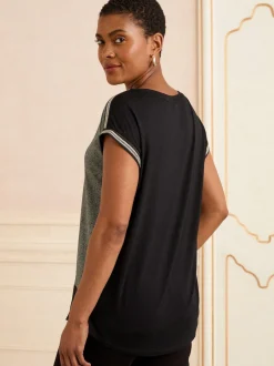 Love & Roses - Haut en satin à manches courtes et col en V Vert et Noir Avec ornements de poignets en Satin sur le devant Online