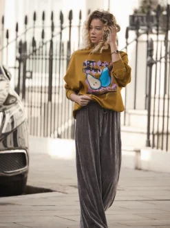 Next Vert olive - Sweat-shirt à col rond à manches longues en coton riche en fruits Sale