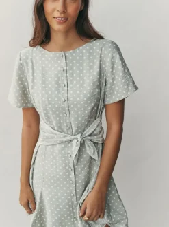 Next Vert sauge à pois - Robe mini-robe à taille nouée Outlet