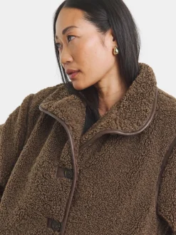 JD Williams Veste en peau de mouton en peluche Hot