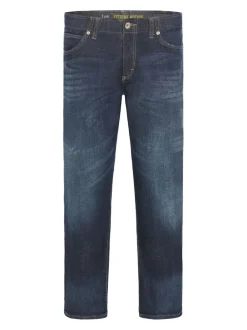 Lee Voyage - Straight Fit Extreme Motion Jeans Online